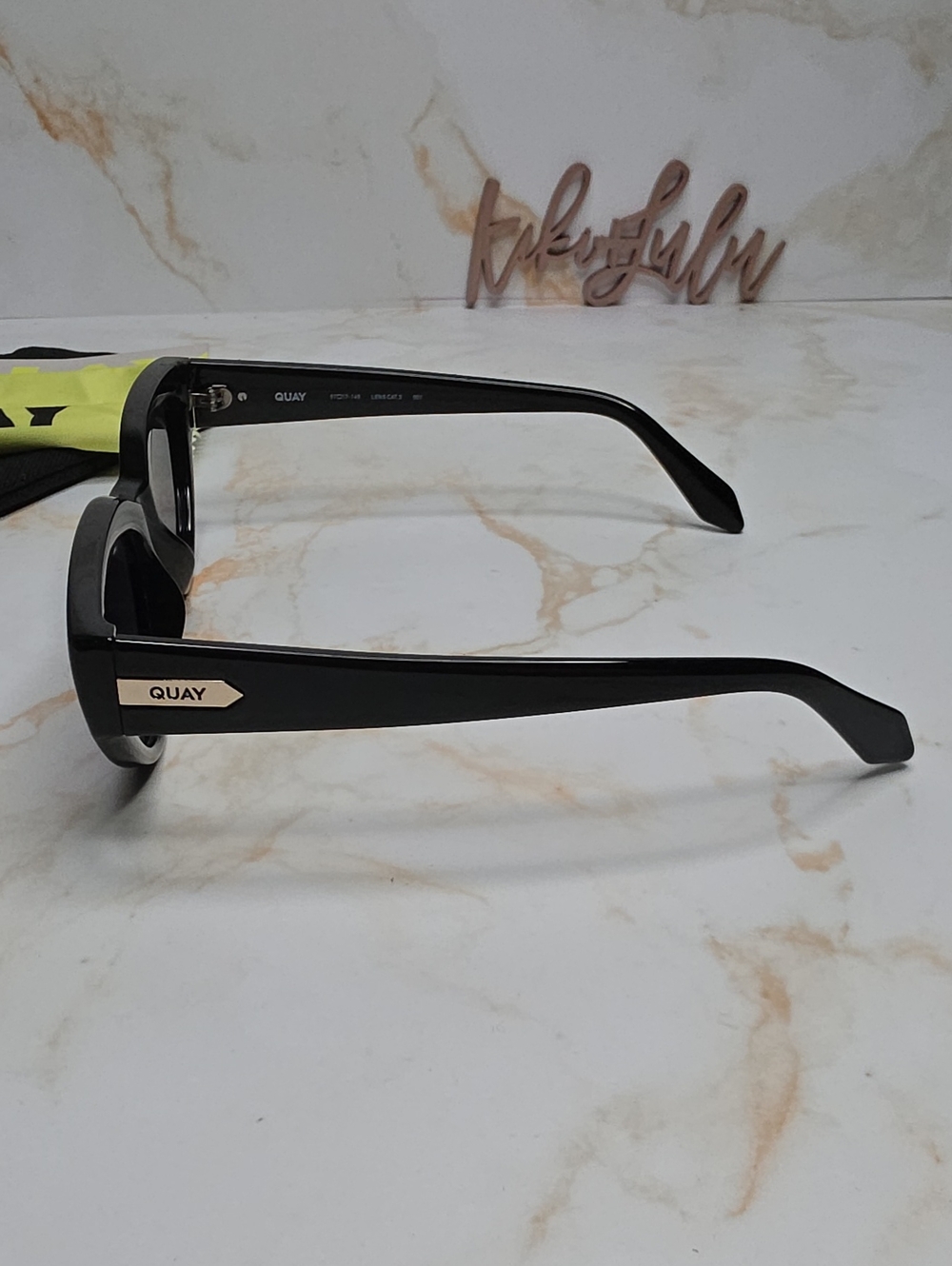 QUAY "NARROW DOWN" Black Cat Eye Frame / Smoke Polarized Lenses Sunglasses - Picture 4 of 11